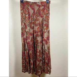 High waisted paisley maxi skirt.
